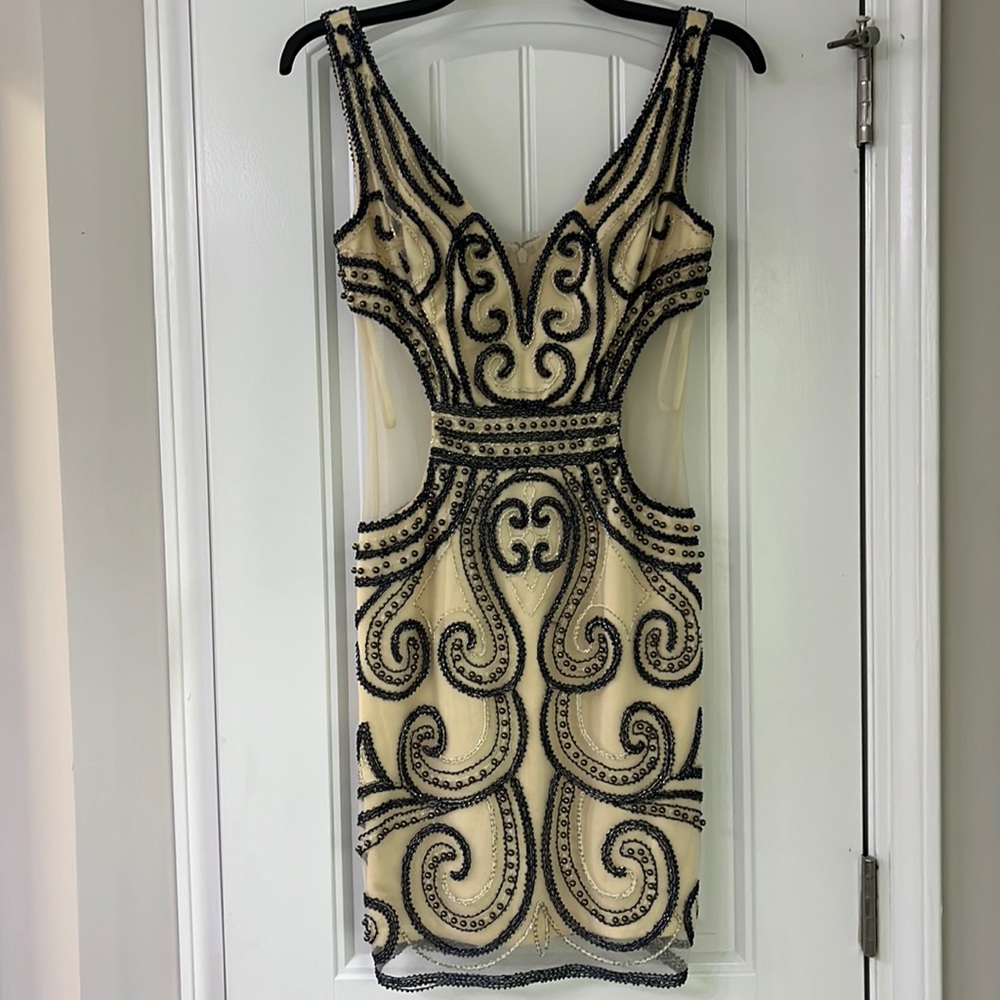 Semi formal dress, size 1